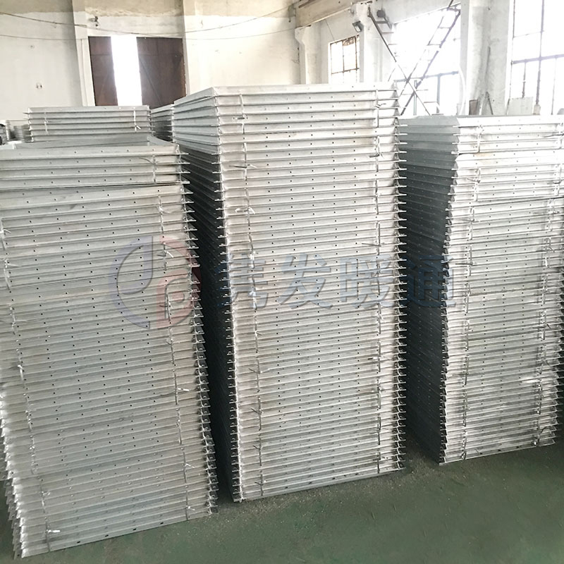 角（jiǎo）鋼矩形法蘭